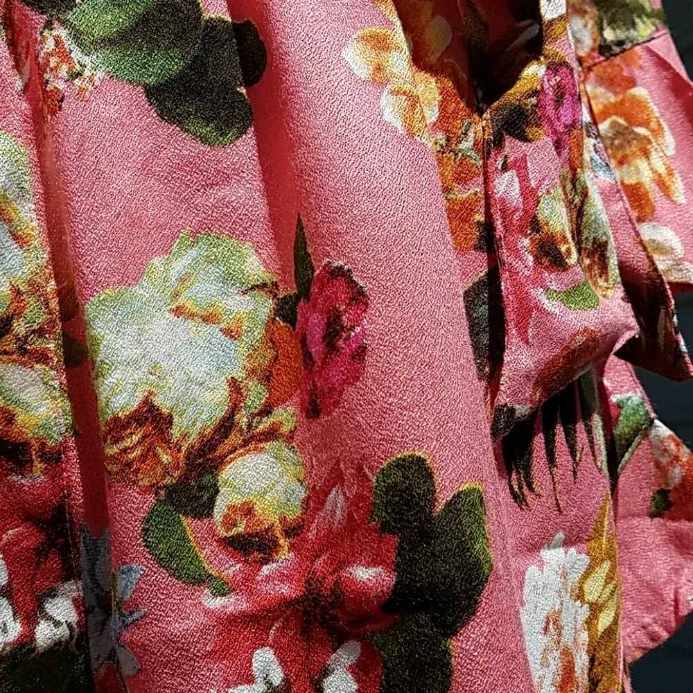 Last One! SM Get Lucky LA Pink Floral Romper - Picture 4 of 8